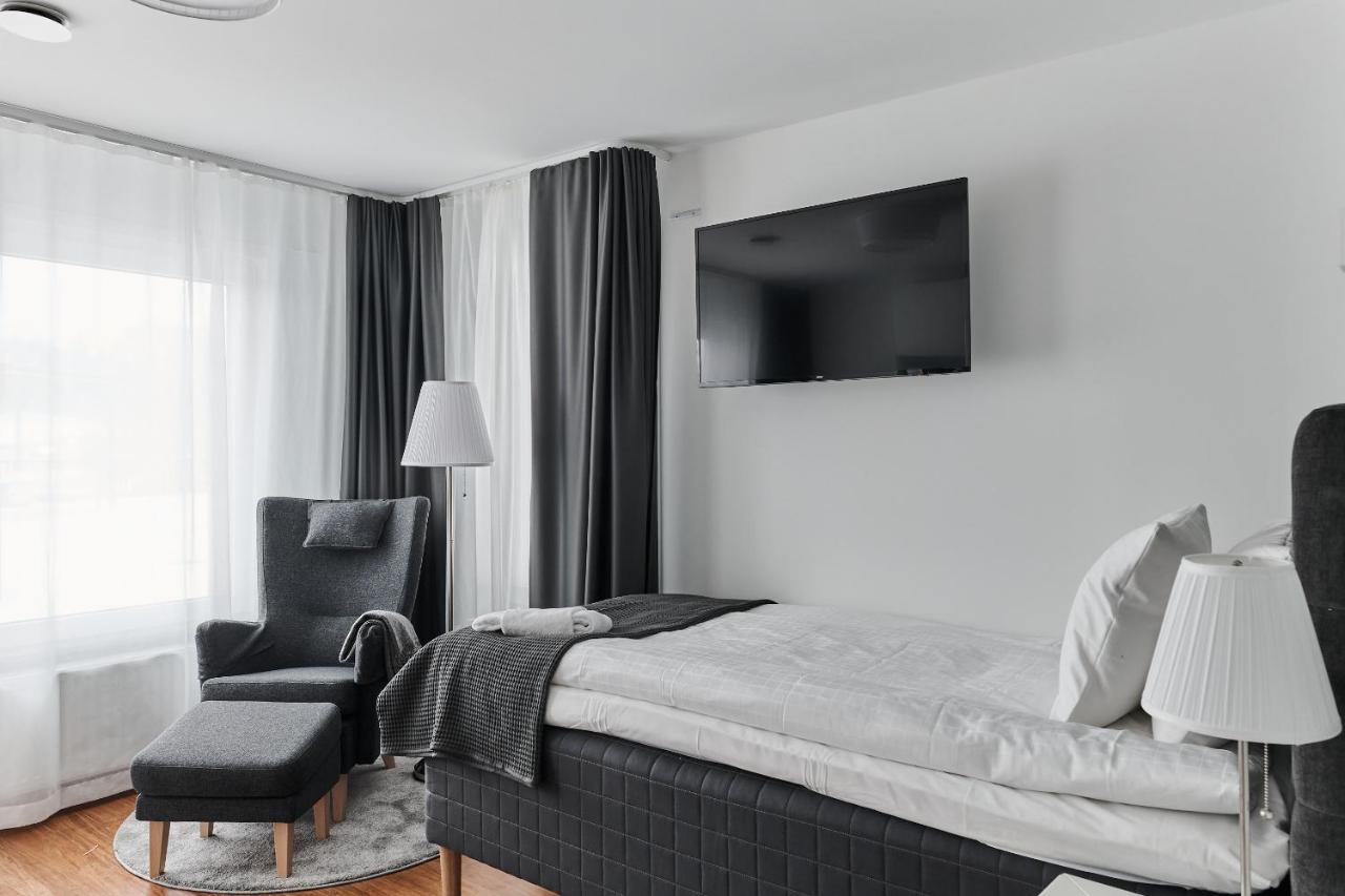 Continental Apartment Hotel Knivsta Knivsta  Extérieur photo