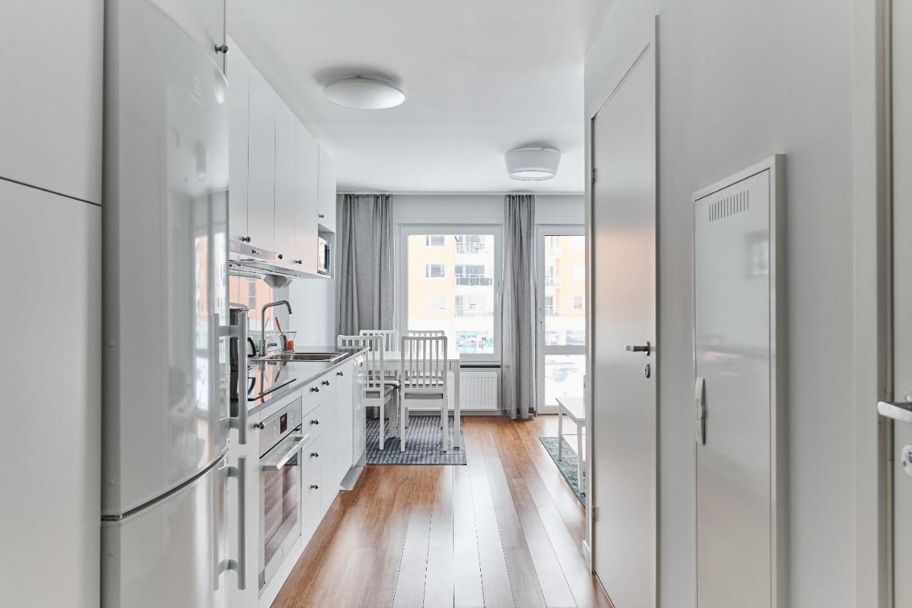 Continental Apartment Hotel Knivsta Knivsta  Extérieur photo