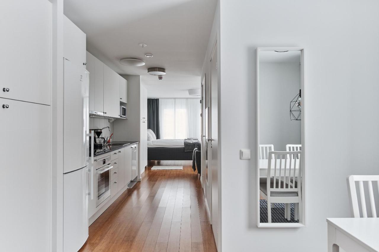 Continental Apartment Hotel Knivsta Knivsta  Extérieur photo