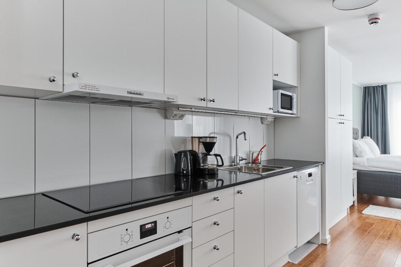 Continental Apartment Hotel Knivsta Knivsta  Extérieur photo